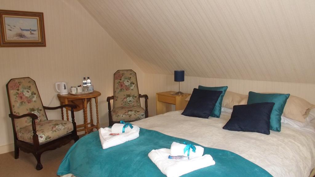 ماتلوك Cedar House B&B الغرفة الصورة