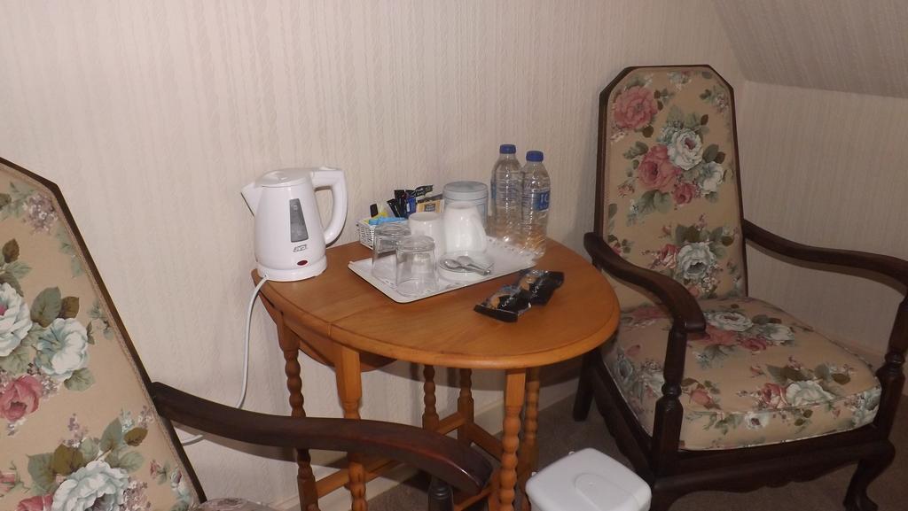 ماتلوك Cedar House B&B الغرفة الصورة